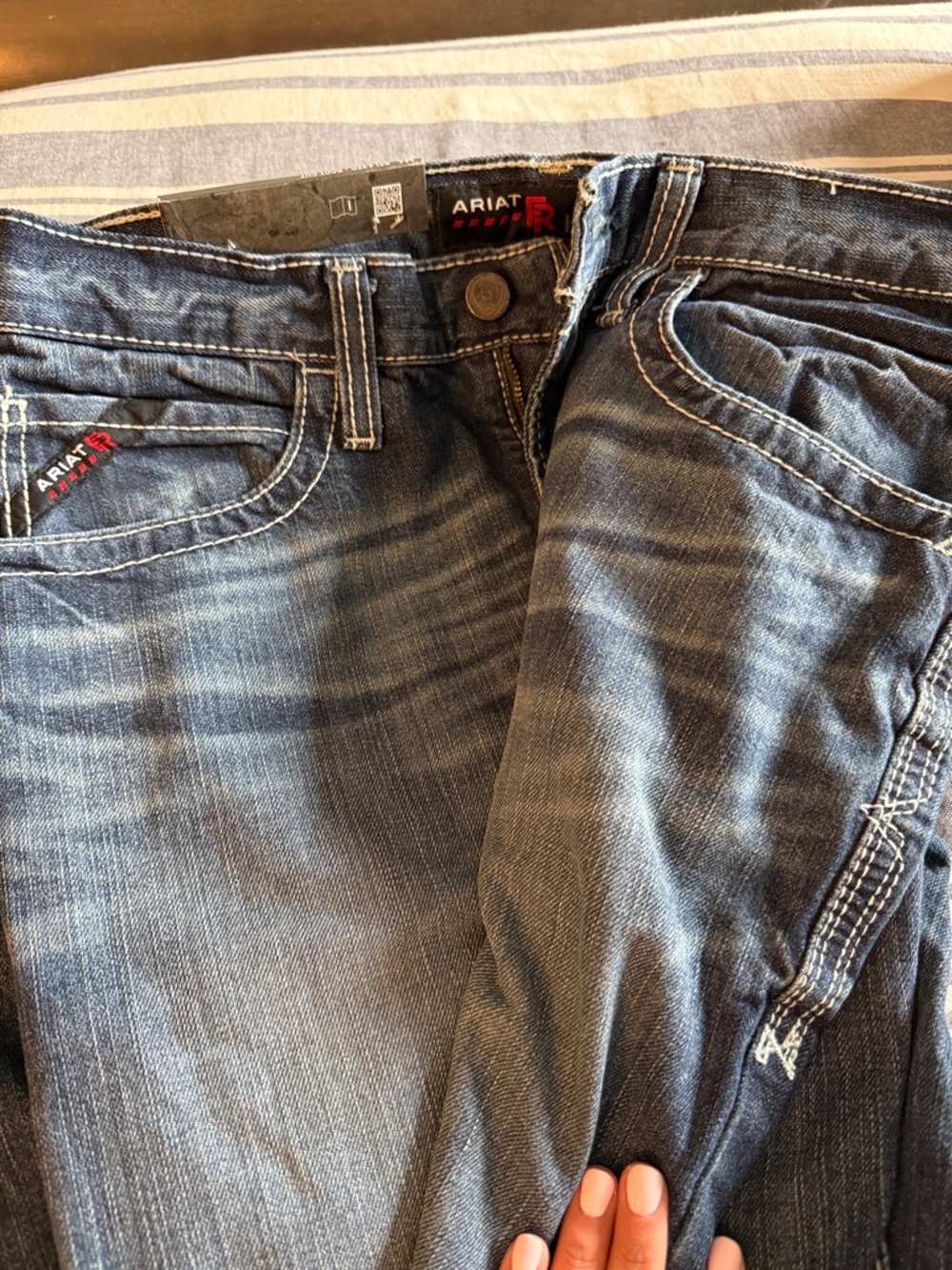 BNWT Ariat Glacier Blue Relaxed FR Boot Cut Jeans - Picture 6 of 7